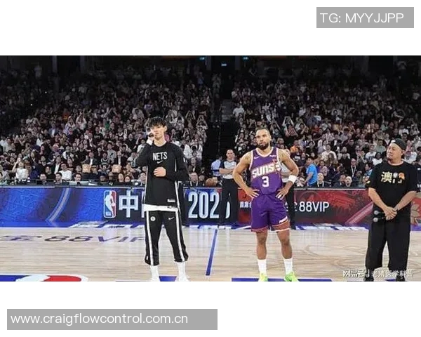 曾凡博与狄龙赛前激情致辞引发现场球迷热烈欢呼气氛高涨