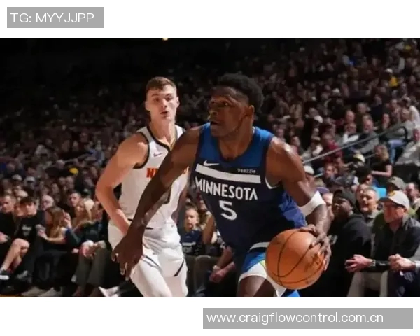 华子分享被唐斯隔扣经历感叹对手身材壮硕高度优势需团队支援