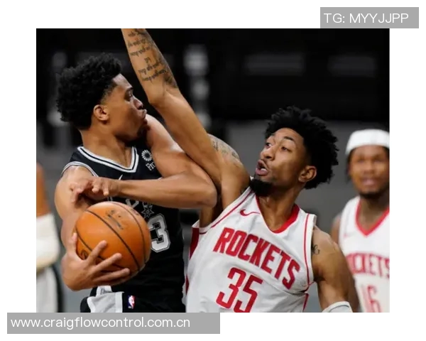 埃奇库姆与马克西联手74分创揭幕战新纪录仅次于哈登伍德组合 埃奇库姆与马克西联手74分创揭幕战新纪录仅次于哈登伍德组合