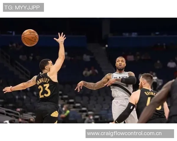 热火逆袭旧主鲍威尔亲手击败昔日球队荣登海报封面